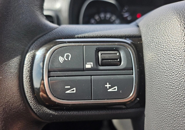 Toyota Proace City Verso cena 104900 przebieg: 107480, rok produkcji 2021 z Międzychód małe 254